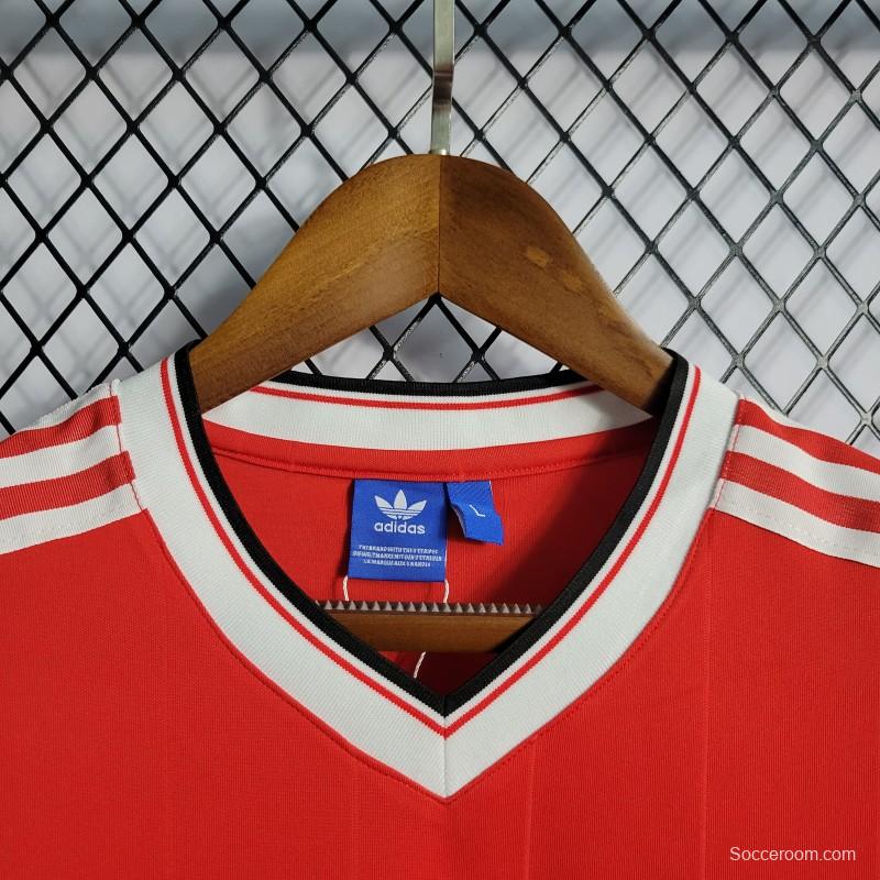 Retro 83/84 Manchester United Home Jersey