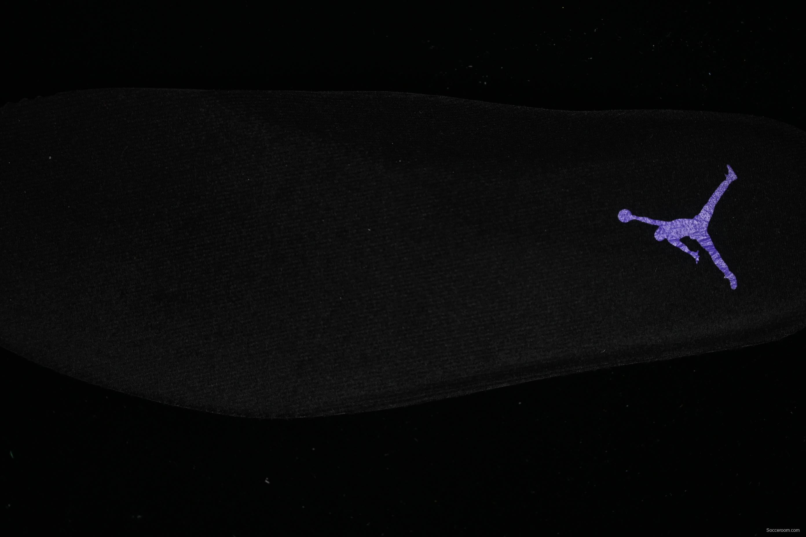 Nike Air Jordan 11 Retro Basketball Shoes with Patent Leather and Carbon Fiber Plate - CT8812-999