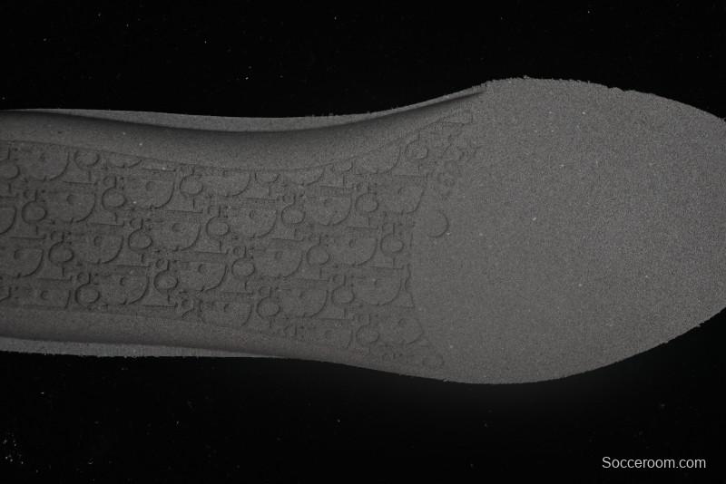 Dior B30 Sneakers with Reflective CD30 Logo and Lightweight Rubber Sole - CD30