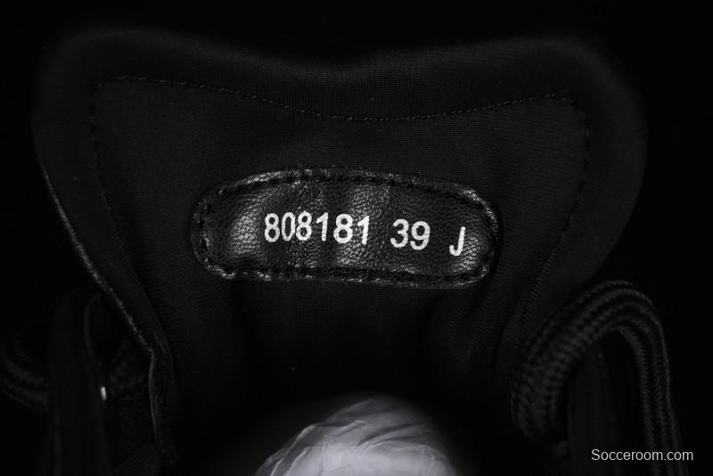 Alexander McQueen Flexion Retro Sneakers in Black with Diamond Grain Calfskin - 8.F6