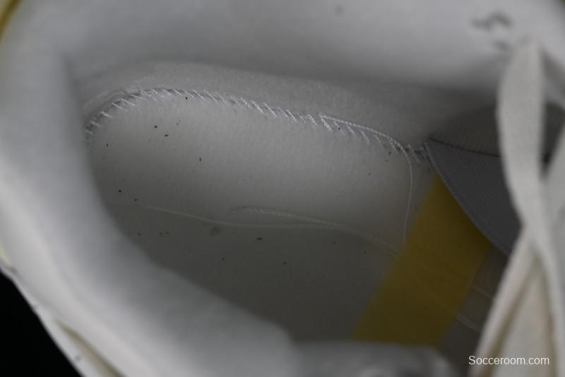 Nike Air Jordan 4 Retro Sneakers with Metallic Gold Design - AQ9129-170