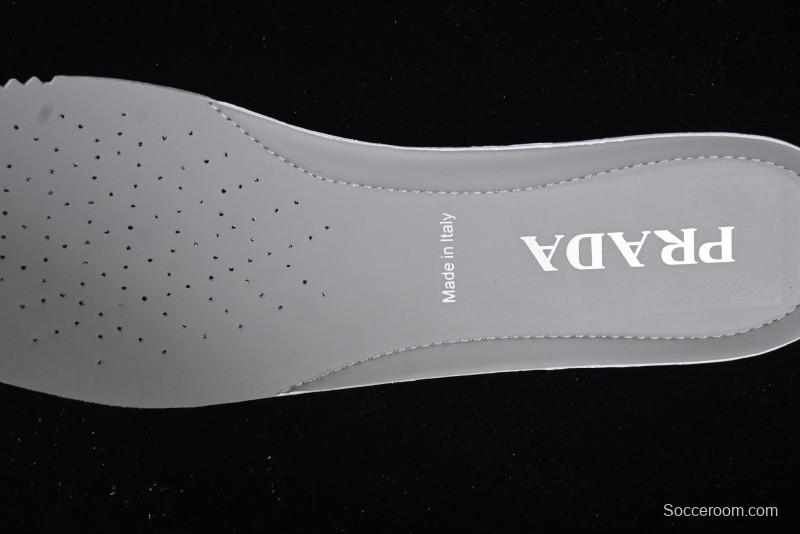 Prada Cloudbust Air Thunder Lifestyle Low-Top Sneakers with Anti-Slip and Wear-Resistant Design - 2EG293