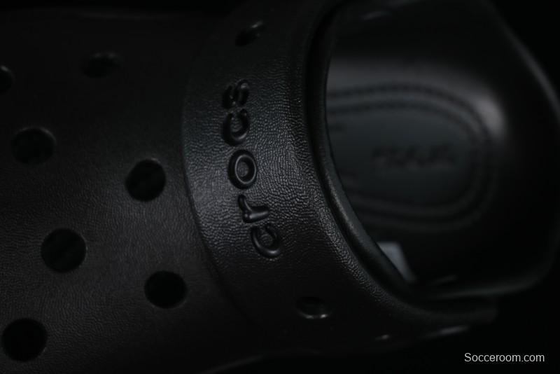 Crocs EVA Fashion Comfortable Clogs with Ventilation Holes - CSD4