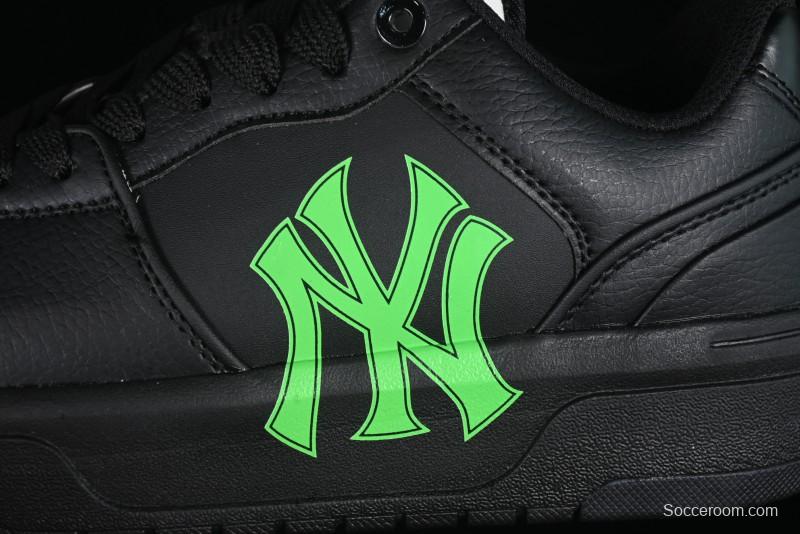 NY Yankees Black & Neon Green Sneakers - Classic Streetwear Style