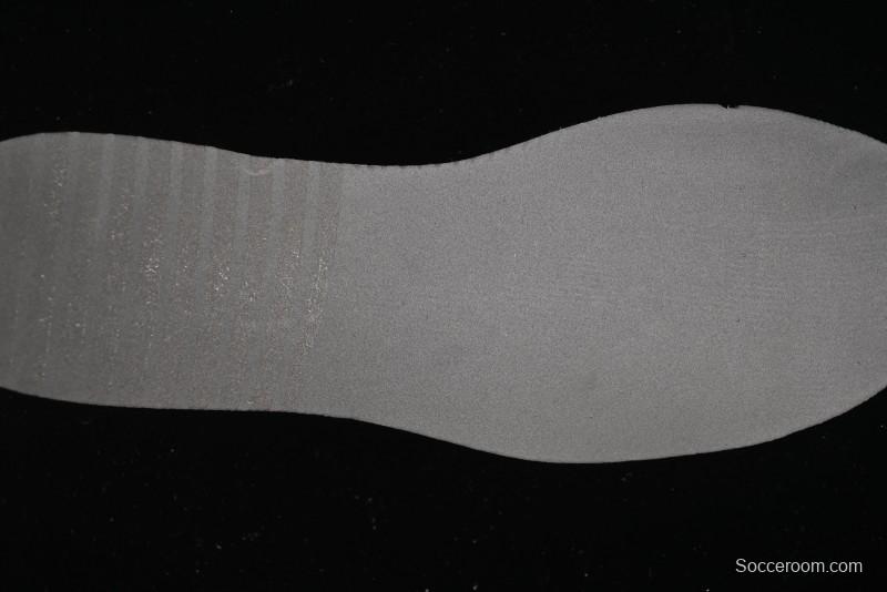 Nike V5 RNR Millennium Classic Retro Running Shoes with Foam Midsole - HQ7901-103