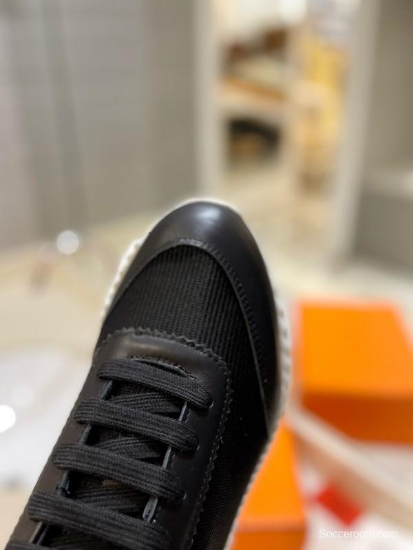2024 Unisex Hermès Black Imported Glazed Calfskin Imported Rain Velvet Casual Sneakers MJ00320