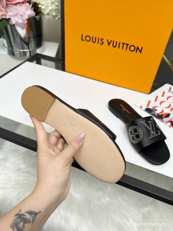 2025 Women Louis Vuitton Black Lambskin Slippers Riveted LY00200