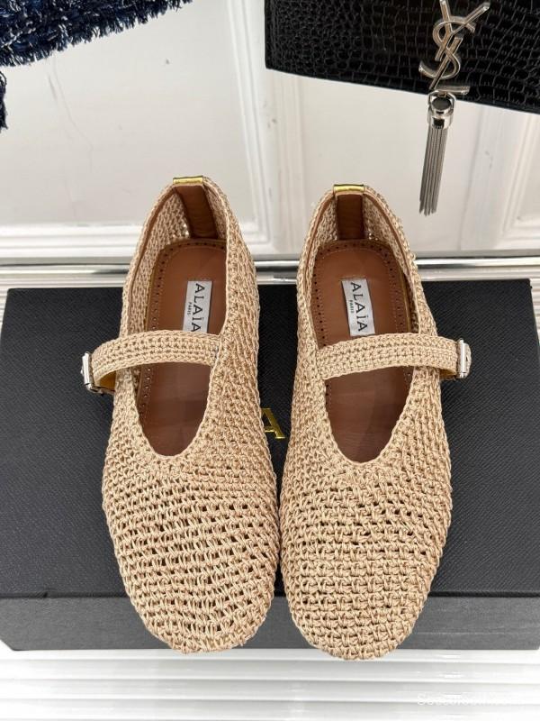 2025 Women AlAIA Beige Woven Leather Mary Jane Shoes