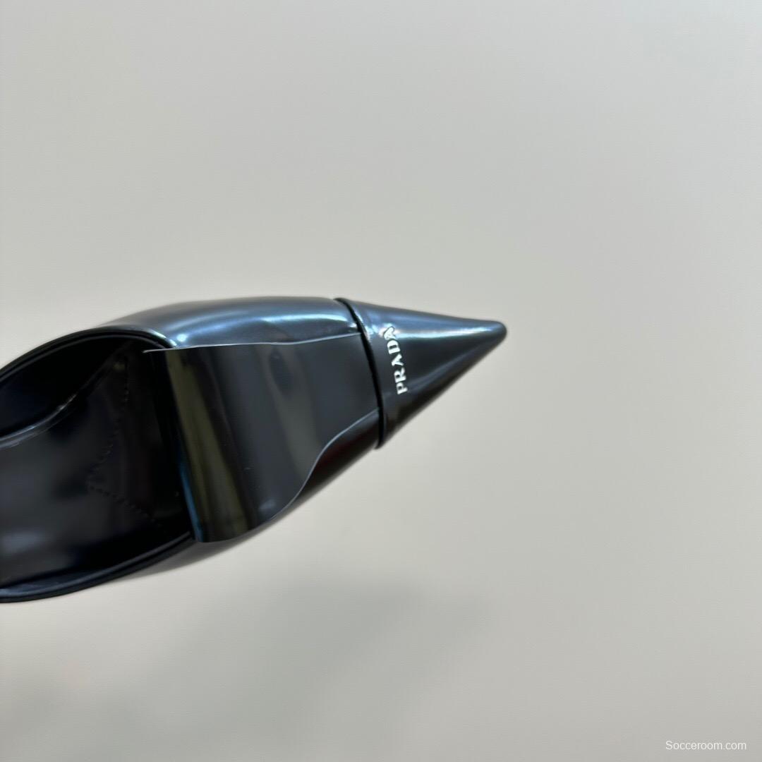 2025 Women Prada Black Leather Mules