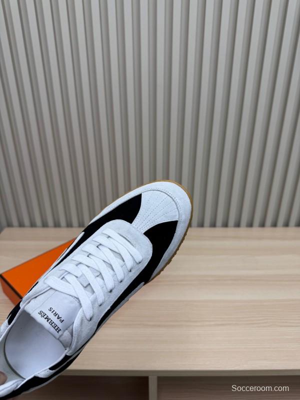 2025 Unisex Hermès White Black Suede Down Fabric Sneakers Top Version KFY00300