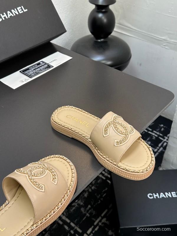 2025 Slippers Chanel Beige Leather Slippers