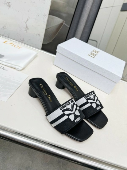 2025 Women Dior Black White Fabric Leather Mid-heel LY00200