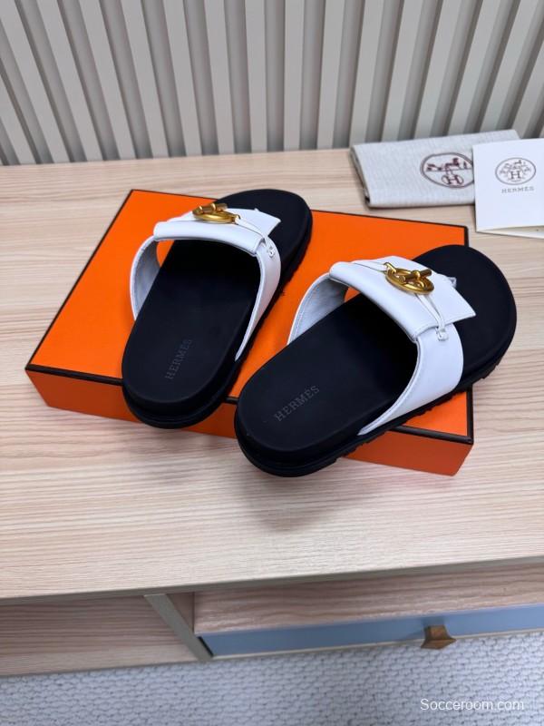 2025 Slippers Hermès White Black Leather Slippers