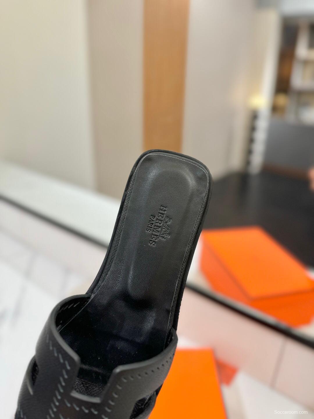 2025 Women Hermès Black Leather Slippers