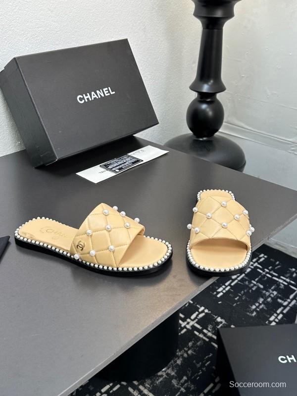 2025 Slippers Chanel Beige Lambskin Pearl