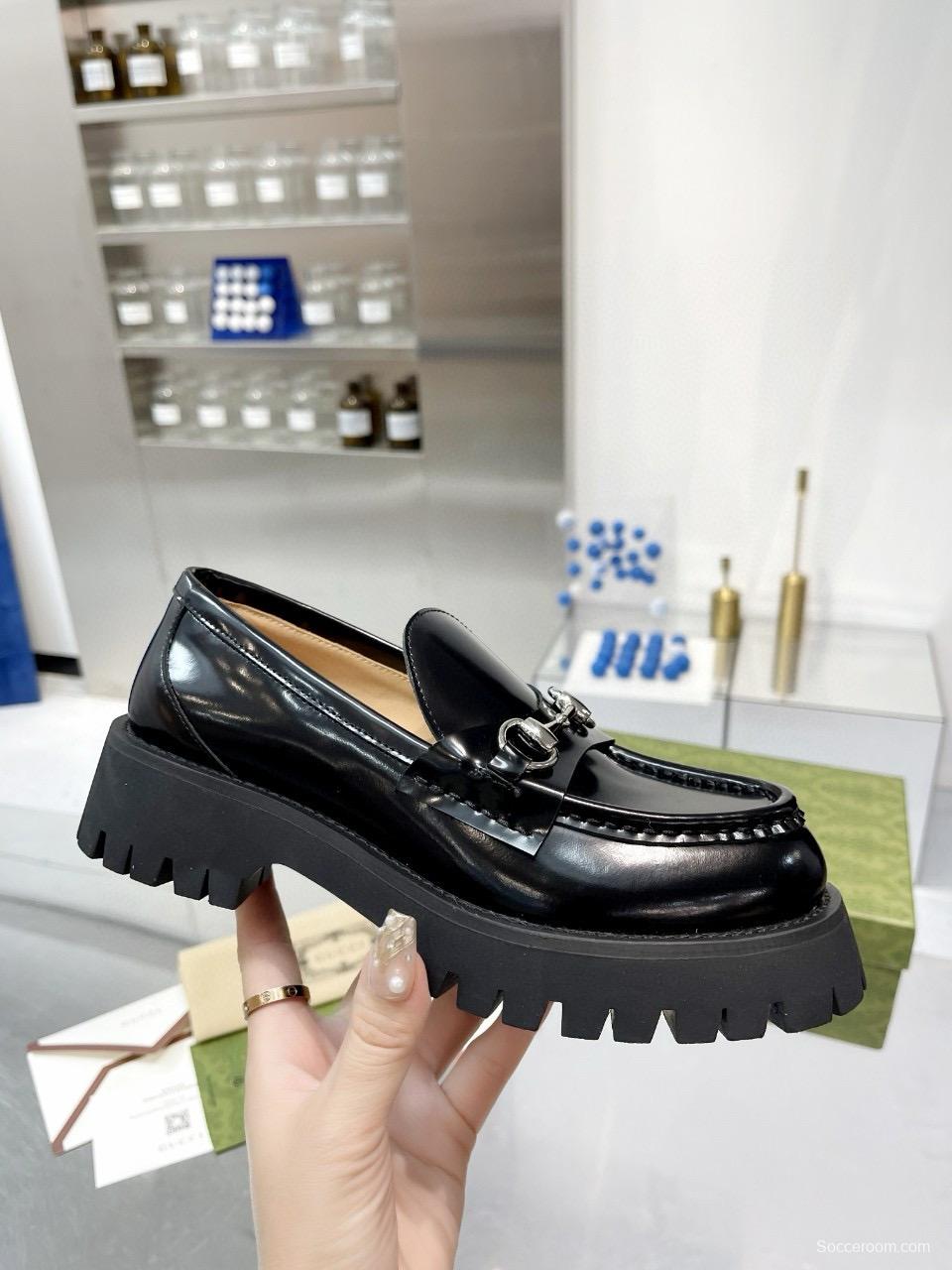 2024 Unisex Gucci Black Leather Loafers MJ00320(F/W)