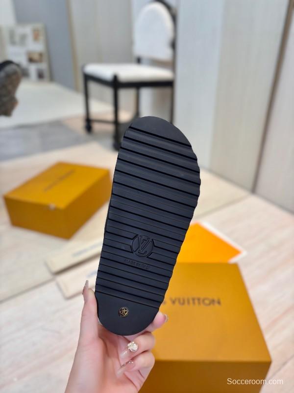 Louis Vuitton 2025 SS Monogram Sandals Couple Edition - KFY00280