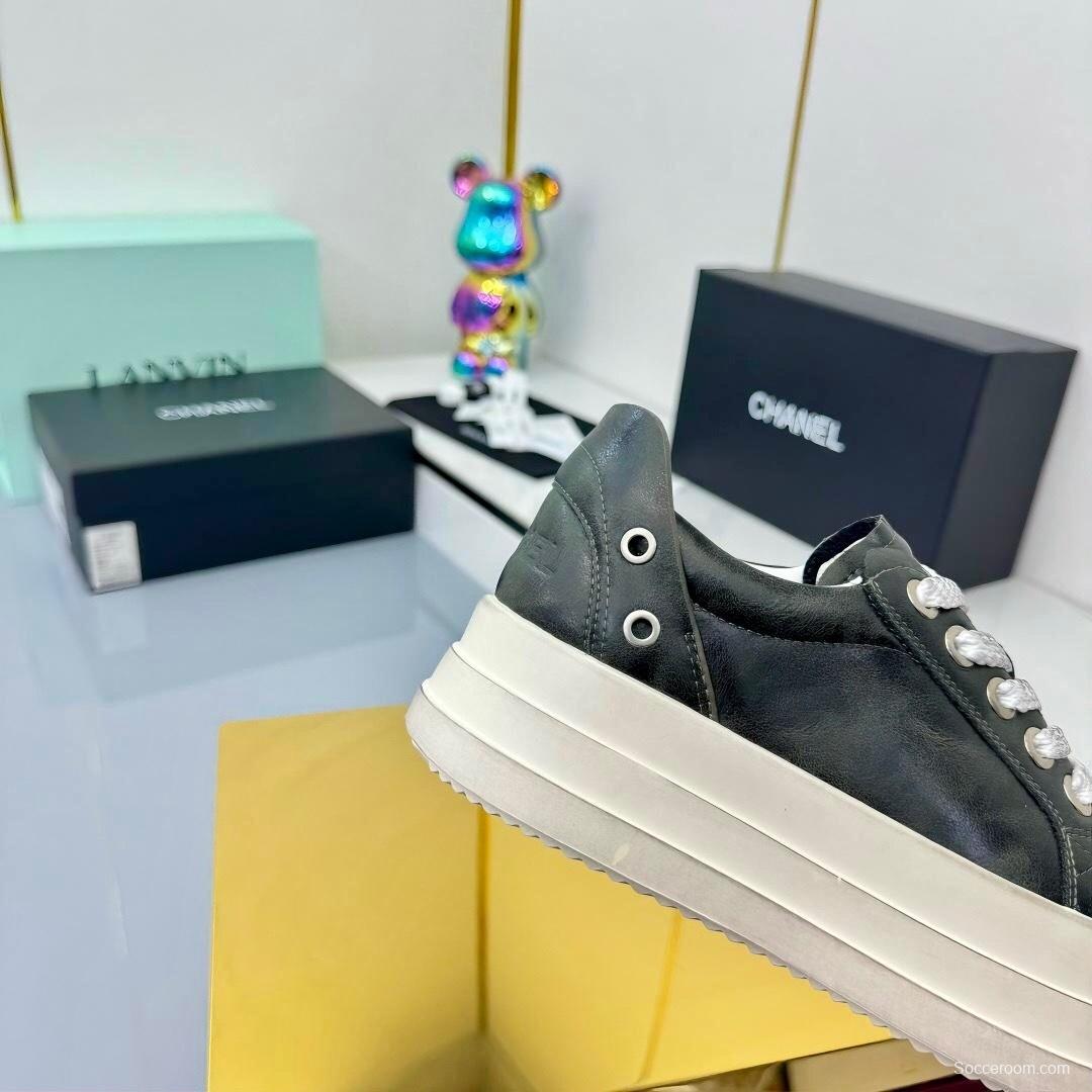 Chanel 2025 SS Panda Casual Sneakers Dirty Style - LY00330
