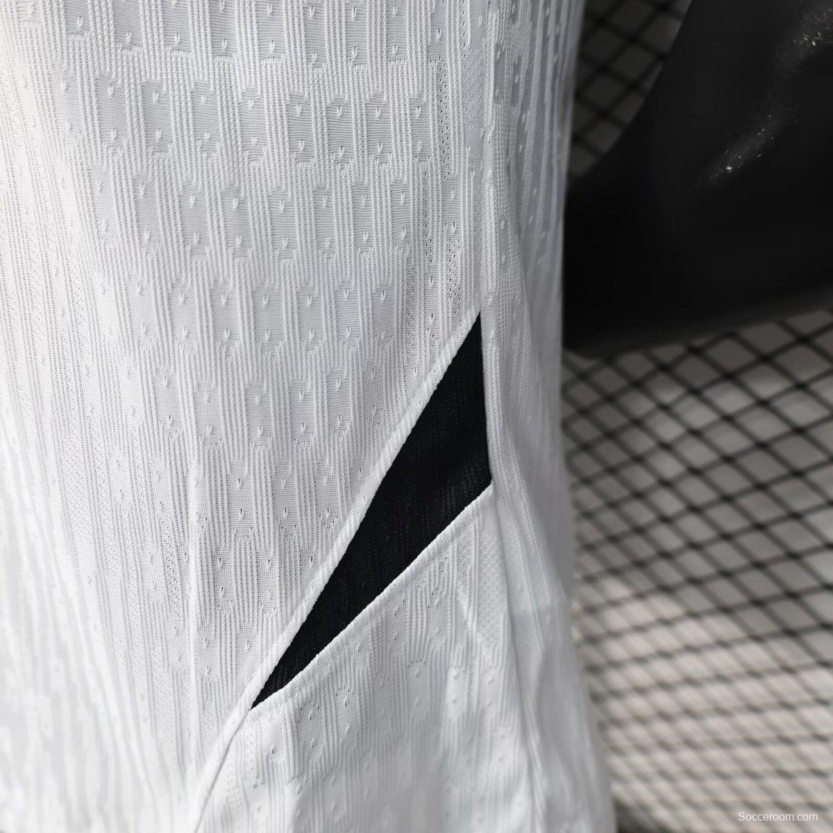 Player Version 25/26 PSG x XO WHITE Pre-Match Jersey